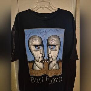 Brit Floyd Signed T/Shirt( Pink Floyd) Size XL